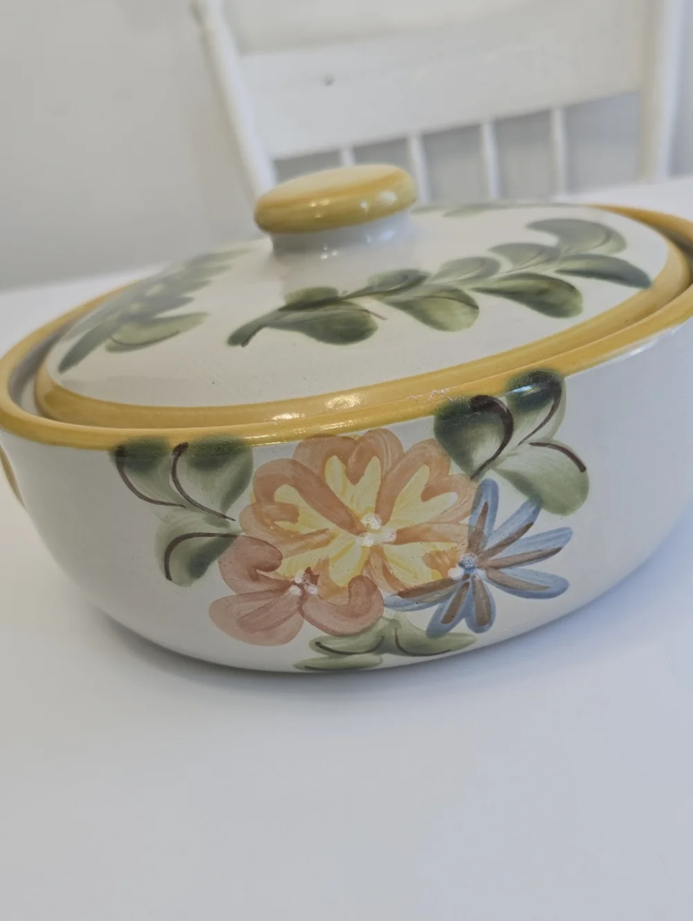 Louisville Stoneware Pottery Floral Lidded Casserole Dish Country Farmhouse